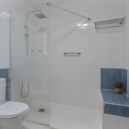 Vanil Blanco Apartment
