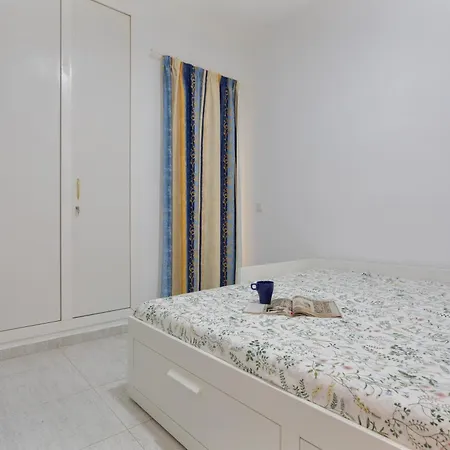 Vanil Blanco Apartment